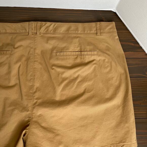 Ava & Viv High Rise Chino Shorts Khaki Tan 5" Inseam NWT Plus Size 26W - Picture 8 of 13